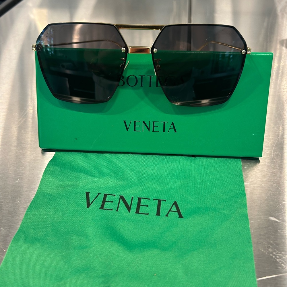 Bottega Veneta Gold-Tone Frame Sunglasses with Dark Green Lenses